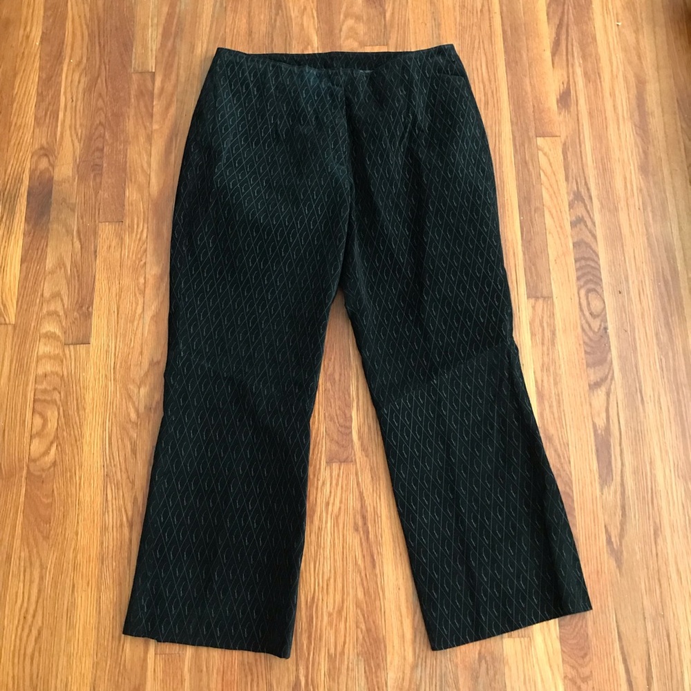 Venus Williams for Wilsons Leather black Suede Pants Sz 10 V Logo Boot Cut D4-25